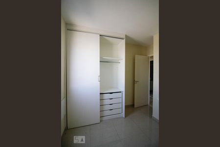 Apartamento para alugar com 68m², 3 quartos e 2 vagas Apartamento para alugar com 68m², 3 quartos e 2 vagasQuarto 2