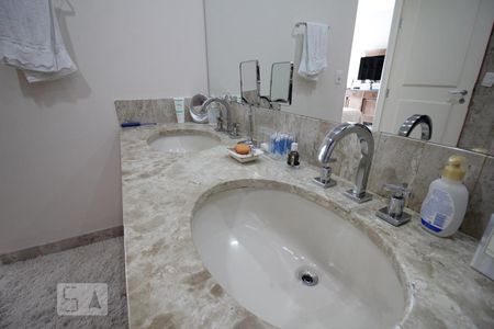 Apartamento à venda com 312m², 4 quartos e 4 vagasPia