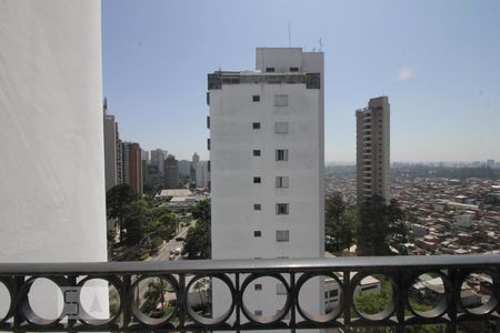 Apartamento à venda com 312m², 4 quartos e 4 vagasVista da suíte 2