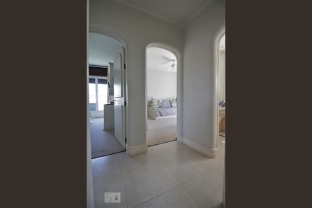 Apartamento à venda com 312m², 4 quartos e 4 vagasCorredor