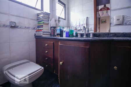 Apartamento para alugar com 170m², 4 quartos e 3 vagas Apartamento para alugar com 170m², 4 quartos e 3 vagasBanheiro Suíte 2
