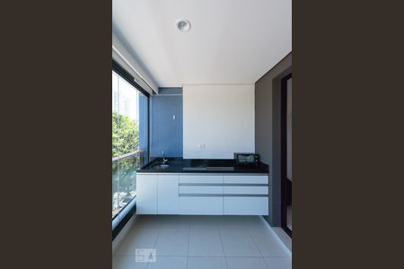 Varnada de apartamento à venda com 1 quarto, 45m² em Santo Amaro, São Paulo