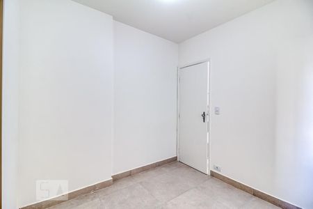 Segundo dormitório de apartamento para alugar com 2 quartos, 50m² em Vila Olímpia, São Paulo