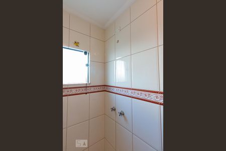 Casa à venda com 280m², 3 quartos e 6 vagasBanheiro 2