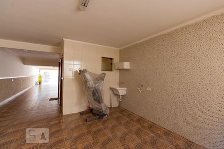 Casa à venda com 280m², 3 quartos e 6 vagasLavanderia