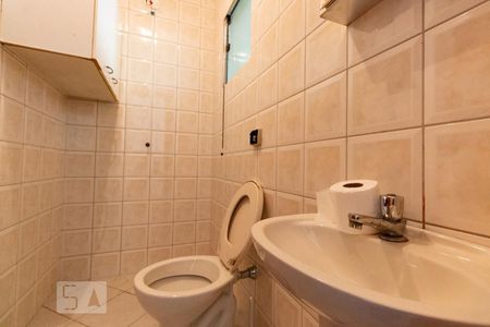 Casa à venda com 280m², 3 quartos e 6 vagasBanheiro 3