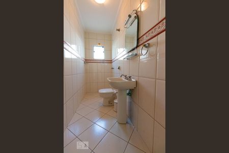 Casa à venda com 280m², 3 quartos e 6 vagasBanheiro 2