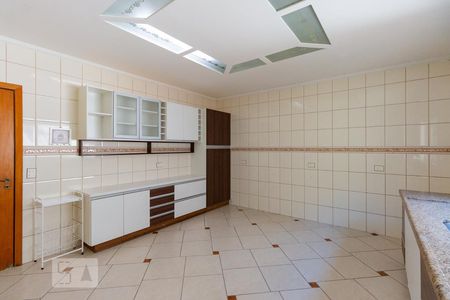 Casa à venda com 280m², 3 quartos e 6 vagasCozinha