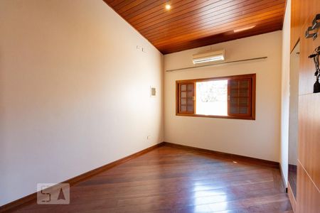 Casa à venda com 280m², 3 quartos e 6 vagasSuite