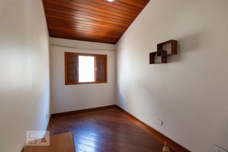Casa à venda com 280m², 3 quartos e 6 vagasVista quarto 2