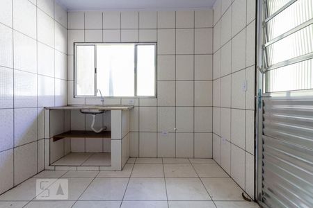 Cozinha de casa para alugar com 1 quarto, 50m² em Vila Bancária, São Paulo