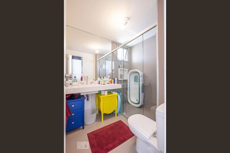 Apartamento à venda com 149m², 3 quartos e 2 vagasSuíte 1 - Banheiro