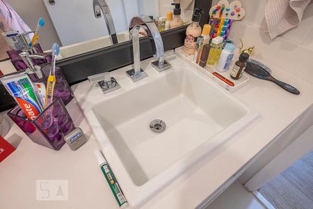 Apartamento à venda com 149m², 3 quartos e 2 vagasSuíte 2 - Banheiro