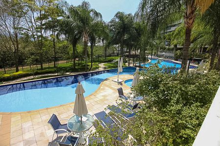 Apartamento à venda com 93m², 3 quartos e 2 vagasPiscina