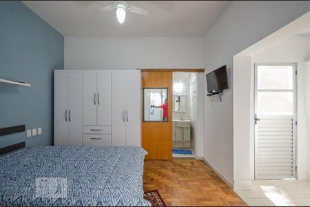 Quarto  de kitnet/studio para alugar com 1 quarto, 30m² em Cidade Jardim, Belo Horizonte