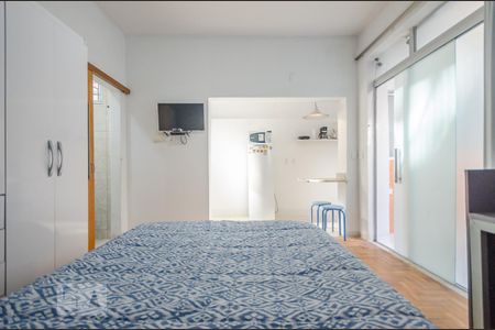 Quarto  de kitnet/studio para alugar com 1 quarto, 30m² em Cidade Jardim, Belo Horizonte