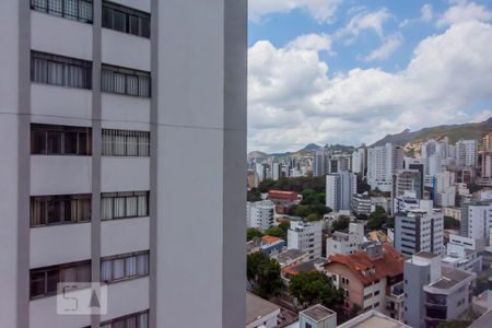 Vista Sala  de apartamento para alugar com 2 quartos, 65m² em Carmo, Belo Horizonte
