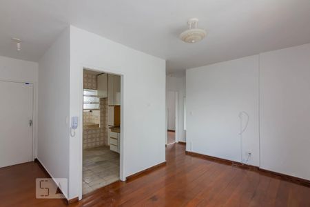 Sala  de apartamento para alugar com 2 quartos, 65m² em Carmo, Belo Horizonte