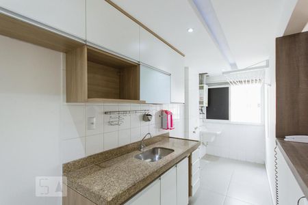 Apartamento para alugar com 65m², 2 quartos e 1 vaga Apartamento para alugar com 65m², 2 quartos e 1 vagaCozinha e Área de Serviço
