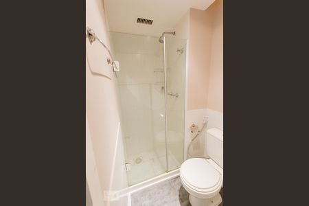 Apartamento para alugar com 65m², 2 quartos e 1 vaga Apartamento para alugar com 65m², 2 quartos e 1 vagaBanheiro Social