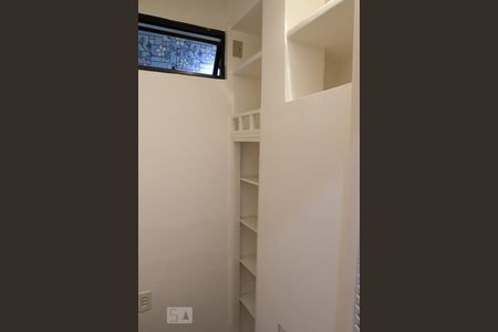 Quarto 1 de apartamento para alugar com 2 quartos, 45m² em Ipanema, Rio de Janeiro