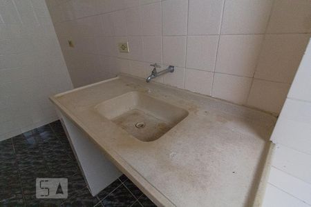 Apartamento para alugar com 33m², 1 quarto e sem vaga