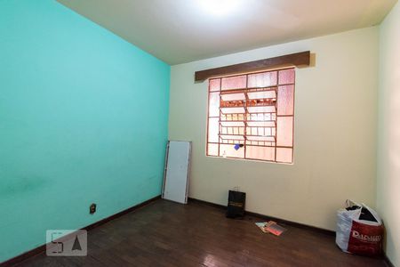 Casa à venda com 200m², 3 quartos e 1 vaga