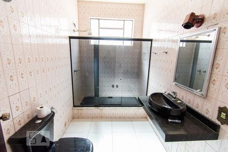 Casa à venda com 200m², 3 quartos e 1 vaga