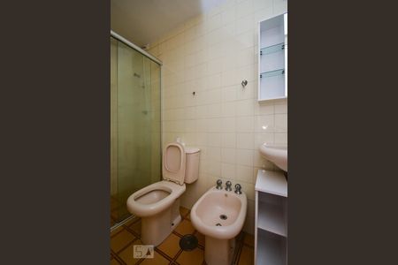 Banheiro de kitnet/studio à venda com 1 quarto, 29m² em Cerqueira César, São Paulo