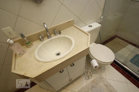 Apartamento à venda com 161m², 3 quartos e sem vagaBanheiro Corredor