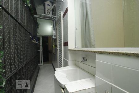 Apartamento à venda com 161m², 3 quartos e sem vagaÁrea de Serviço