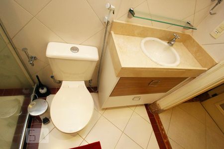 Apartamento à venda com 161m², 3 quartos e sem vagaBanheiro da Suíte