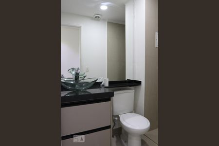 Banheiro de apartamento à venda com 2 quartos, 65m² em Anchieta, São Bernardo do Campo