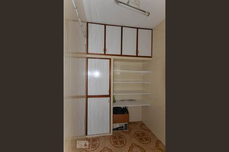 Apartamento à venda com 140m², 2 quartos e sem vagaQuarto de Serviço