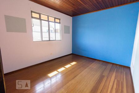 Quarto 2 de casa para alugar com 2 quartos, 70m² em Hauer, Curitiba