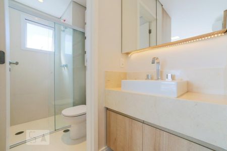 Banheiro de apartamento para alugar com 1 quarto, 40m² em Cidade Monções, São Paulo