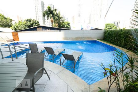 Apartamento para alugar com 40m², 1 quarto e 1 vagaPiscina