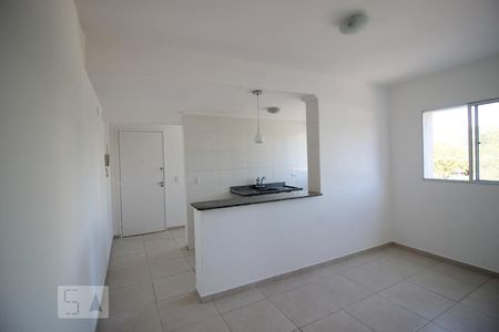 Cozinha e Sala de apartamento para alugar com 1 quarto, 46m² em Vila Baruel, São Paulo
