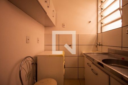 Cozinha e Área de Serviço de apartamento para alugar com 2 quartos, 47m² em Nonoai, Porto Alegre