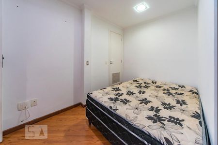 Apartamento à venda com 97m², 4 quartos e 2 vagasQuarto 4