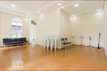 Apartamento à venda com 97m², 4 quartos e 2 vagasÁrea comum - Salão de festas