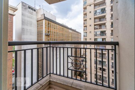 Apartamento à venda com 97m², 4 quartos e 2 vagasSacada do Quarto 3