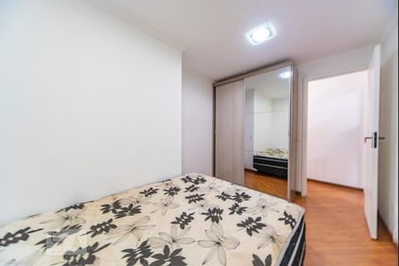 Apartamento à venda com 97m², 4 quartos e 2 vagasQuarto 4