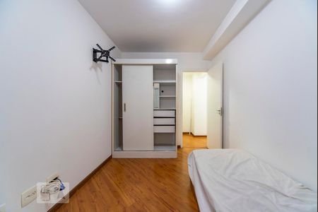 Apartamento à venda com 97m², 4 quartos e 2 vagasQuarto 2