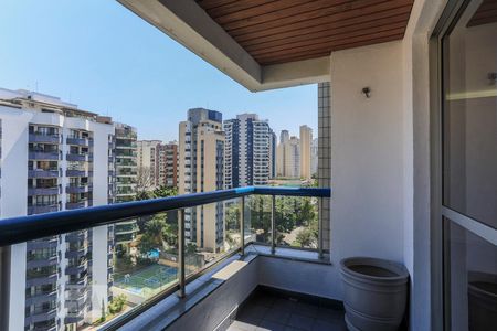 Apartamento para alugar com 200m², 3 quartos e 3 vagas Apartamento para alugar com 200m², 3 quartos e 3 vagasVaranda da Sala