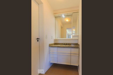 Lavabo de apartamento para alugar com 3 quartos, 200m² em Jardim Vila Mariana, São Paulo