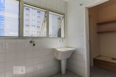 Apartamento para alugar com 200m², 3 quartos e 3 vagas Apartamento para alugar com 200m², 3 quartos e 3 vagasÁrea de Serviço