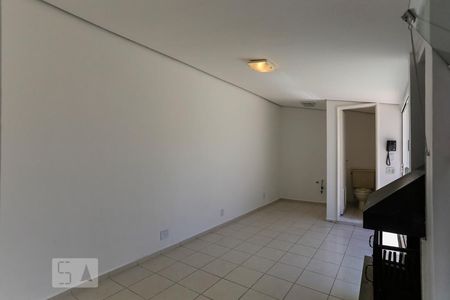 Apartamento para alugar com 200m², 3 quartos e 3 vagas Apartamento para alugar com 200m², 3 quartos e 3 vagasBanheiro da Suite