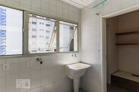Apartamento para alugar com 200m², 3 quartos e 3 vagas Apartamento para alugar com 200m², 3 quartos e 3 vagasÁrea de Serviço