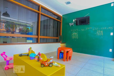Apartamento para alugar com 200m², 3 quartos e 3 vagas Apartamento para alugar com 200m², 3 quartos e 3 vagasBrinquedoteca